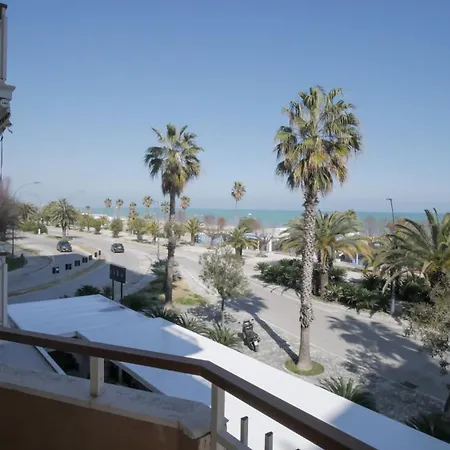 דירה Varsavia Apartment, Fronte Mare Rif A769