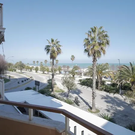 Varsavia Apartment, Fronte Mare Rif A769