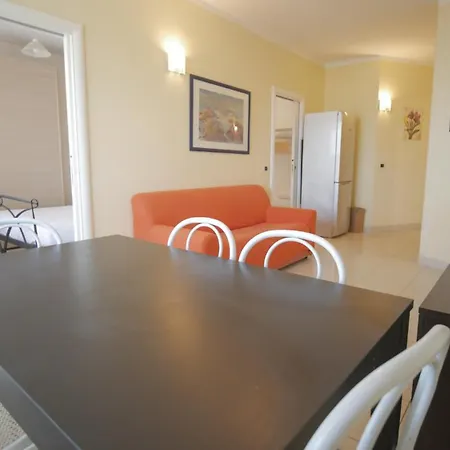 Varsavia Apartment, Fronte Mare Rif A769 Lägenhet *