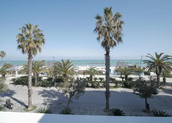 Varsavia Apartment, Fronte Mare Rif A769 *