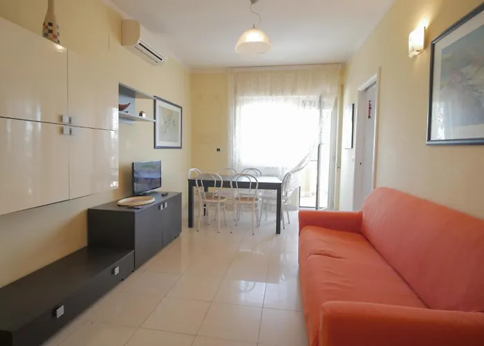 Varsavia Apartment, Fronte Mare Rif A769